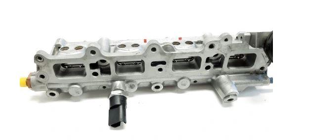 Volkswagen Touran I 2003-2015 hatchback 1.6 FSI diesel MT 77 kW 2005  Vstrekovacia lišta 03C133204 03C906036A 06D906051A