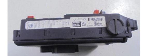 Volvo XC90 I 2002-2014 hatchback 4.4 V8 petrol AT 232 kW 2005  Poistková skrinka 12217799