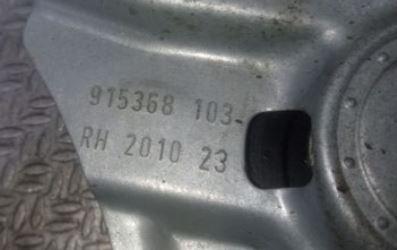 Opel Astra IV 2009-2015 hatchback 1.4 16v petrol MT 74 kW 2010  Mechanizmus sťahovania okna predný ľavý 13302456