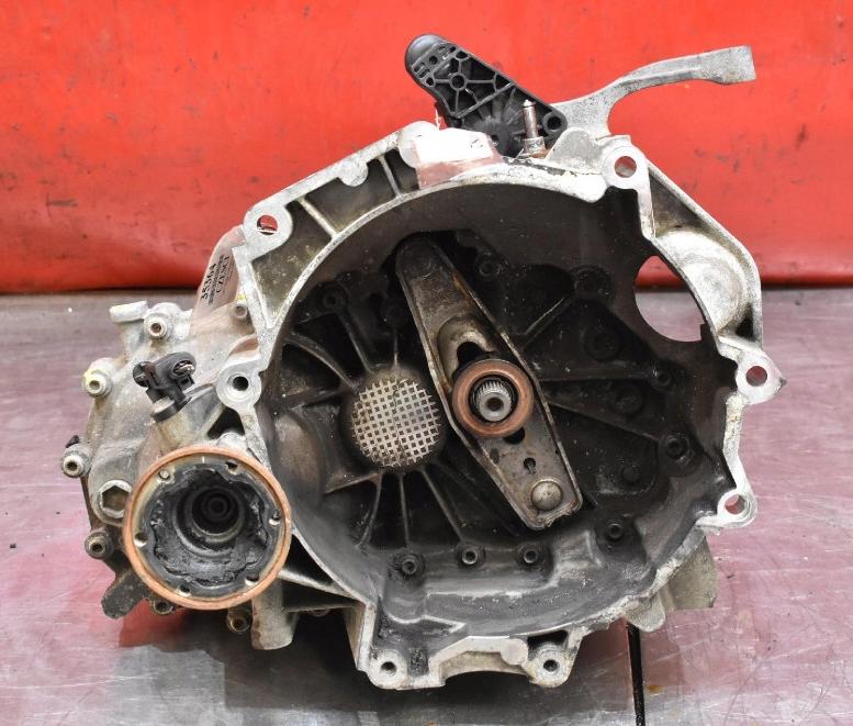 Skoda Fabia II 2007-2014 combi 1.4 16v petrol MT 63 kW 2010  Prevodovka manuálna LVE