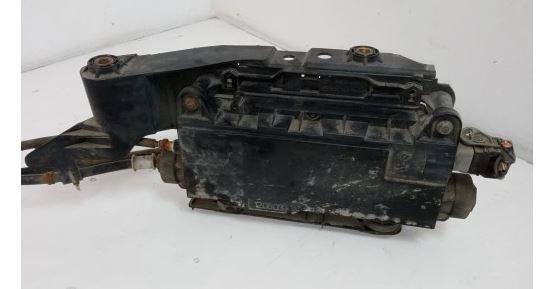 Renault Scenic II 2003-2009 hatchback 1.5 DCI diesel MT 74 kW 2005  Ručná brzda 8200311379
