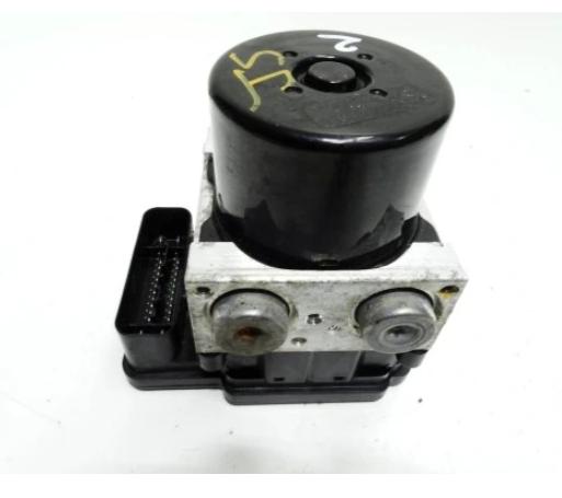 Renault Megane III 2008-2016 hatchback 1.5 DCI diesel MT 81 kW 2010  Pumpa ABS 476608102R