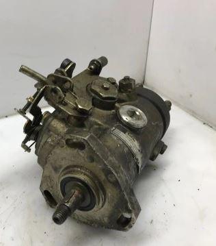 Peugeot 205 1,8  Vstrekovacie čerpadlo R8443B930A