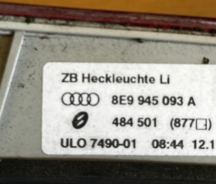 Audi A4 B7 2004-2008 combi 2.0 TDI diesel 103 kW 2006  Svetlo zadné ľavé 8E9945093A