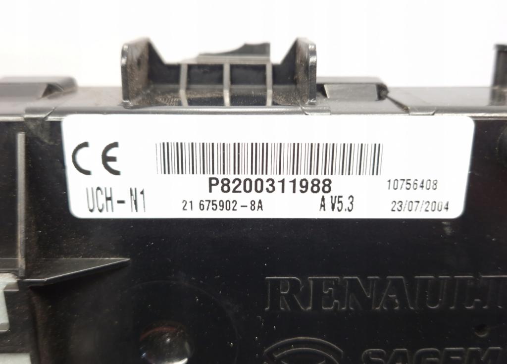 Renault Clio II 1998-2012 hatchback 1.5 DCI diesel MT 48 kW 2004  Modul komfortu 8200311988