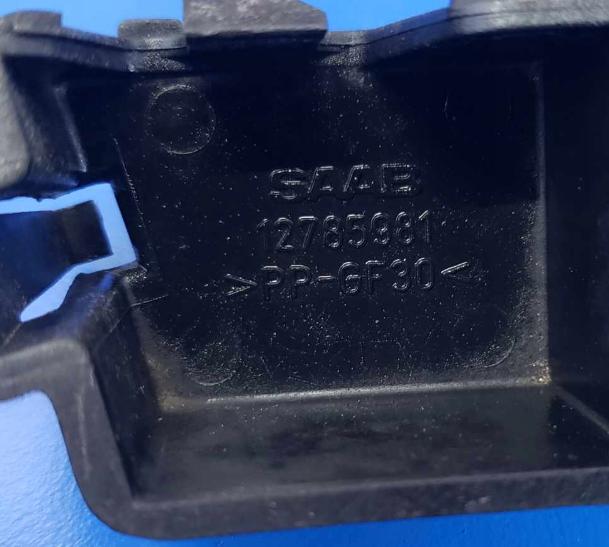 Saab 9-3 II 2002-2012 sedan 2.2 TID diesel MT 92 kW 2003  Lišta blatníka predná ľavá 12785981