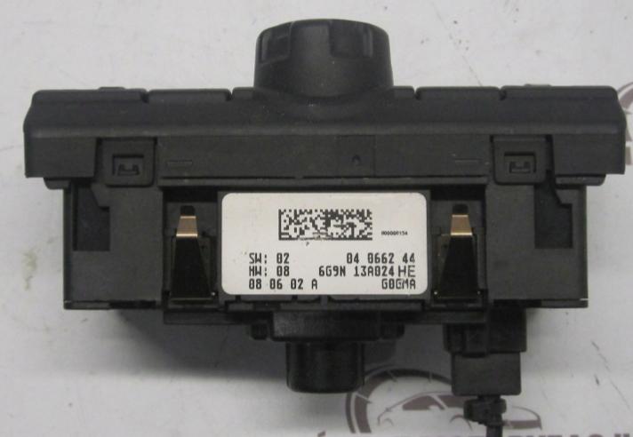 Land Rover Freelander II 2006-2014 hatchback 2.2 TD4 diesel MT 112 kW 2007  Prepínač svetiel 6G9N-13A024-HE