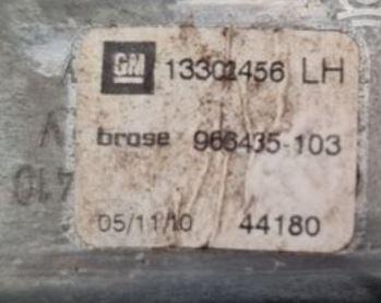 Opel Astra IV 2009-2015 hatchback 1.4 16v petrol MT 74 kW 2010  Mechanizmus sťahovania okna 13302456