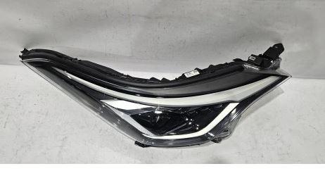 Toyota C-hr 2019 Svetlo predné pravé 81110-F4280