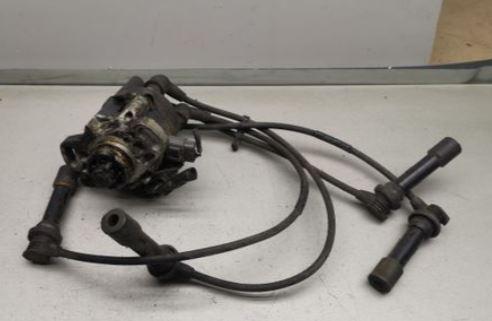 Mazda 323f hatchback 1.8 16v petrol MT 84 kW 1997  Rozdeľovač T2T57371
