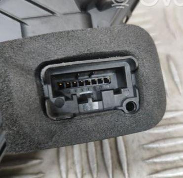Skoda superb III   Zámok dverí zadný ľavý 5TA839015H