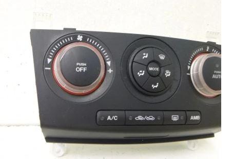 Mazda 3 I BK 2003-2009 sedan 1.6 petrol MT 77 kW 2004  Panel kúrenia/klimatizácie K1900BP4M