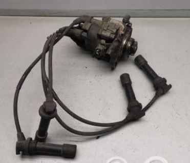 Mazda 323f hatchback 1.8 16v petrol MT 84 kW 1997  Rozdeľovač T2T57371