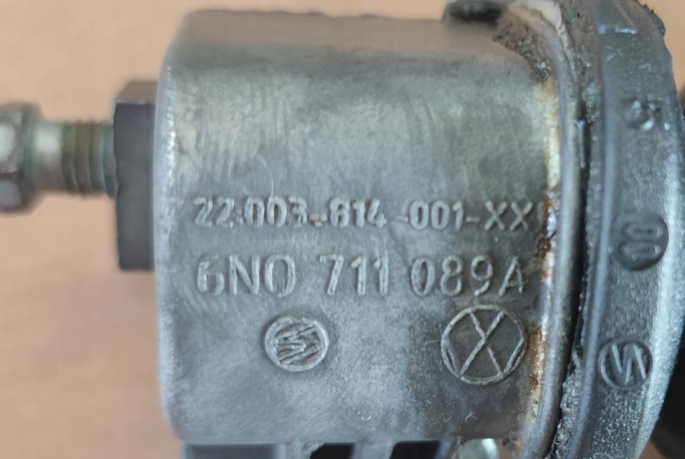 Volkswagen VW LUPO POLO 6N2  1.0 1.4 B 1.7 SDI  Kulisa prevodovky 6N0711052B, 6N0711089A