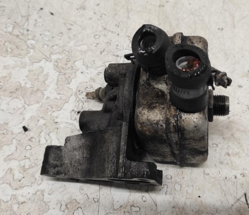 Ford Galaxy Mk1 1995-2006 hatchback 1.9 TDI diesel 66 kW 1997  Chladič oleja 053115417A
