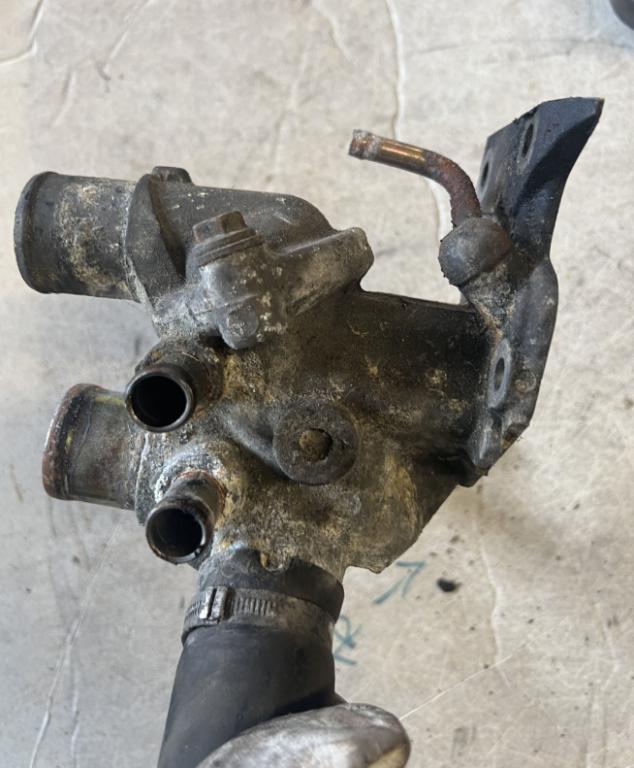 Renault Master II 1998-2010 2.5 DCI diesel MT 84 kW 2002  Termostat