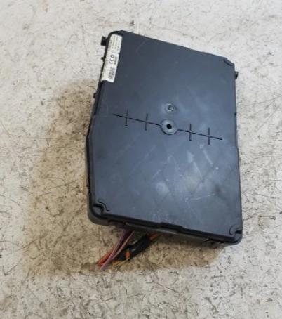 Renault Scenic II 2003-2009  1.6 16v petrol MT 80 kW 2003  Modul UCH 8200525384