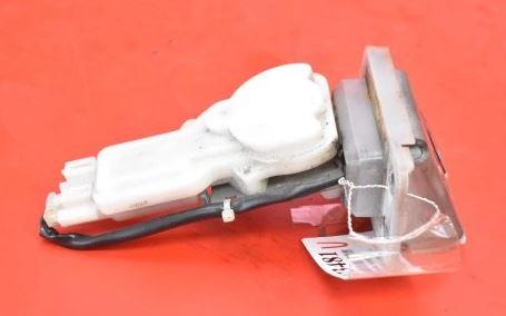 Suzuki SX4 I 2006-2014 hatchback 1.6 16v petrol MT 79 kW 2008  Zámok zadnej kapoty B6765