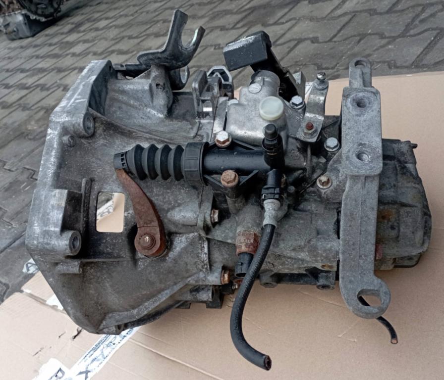 Fiat 500 2007-2020 hatchback 1.2 petrol MT 51 kW 2008  Prevodovka manuálna