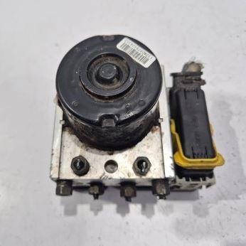 Peugeot 206 hatchback 1.4 HDI diesel MT 50 kW 2006  Pumpa ABS 9659136980 10.0970-1128.3
