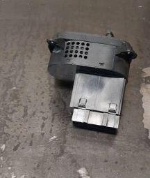 Ford Transit 2006-2013 hatchback 2.2 TDCI diesel MT 81 kW 2008  Prepínač YC1T13A024EB