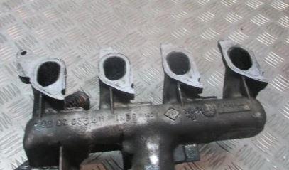 Renault Laguna II 2001-2007 hatchback 1.9 DCI diesel 88 kW 2002  Sacie potrubie 8200035819