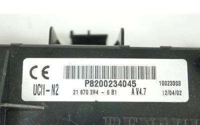 Renault Clio II 1998-2012 hatchback 1.2 16v petrol MT 55 kW 2006  Modul BSI P8200234045