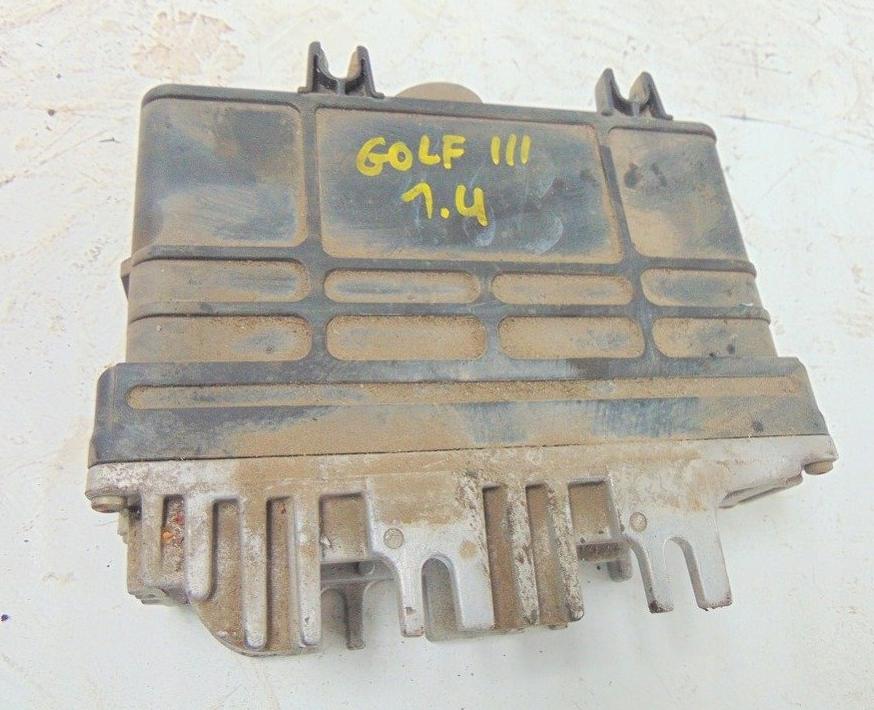 Volkswagen Golf III 1991-1998 hatchback 1.4 petrol MT 44 kW 1997  Riadiaca jednotka motora 032906026A 0261200764