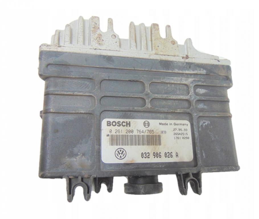 Volkswagen Golf III 1991-1998 hatchback 1.4 petrol MT 44 kW 1997  Riadiaca jednotka motora 032906026A 0261200764