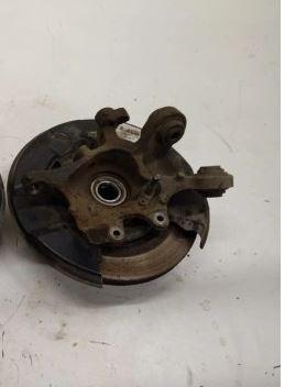 BMW 3 E91 2004-2012 combi   Náboj kolesa zadný pravý 6783666