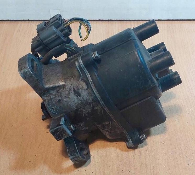 Honda Civic VI 1995-2001 hatchback 1.5 16v petrol MT 66 kW 1995  Rozdeľovač TD-40U