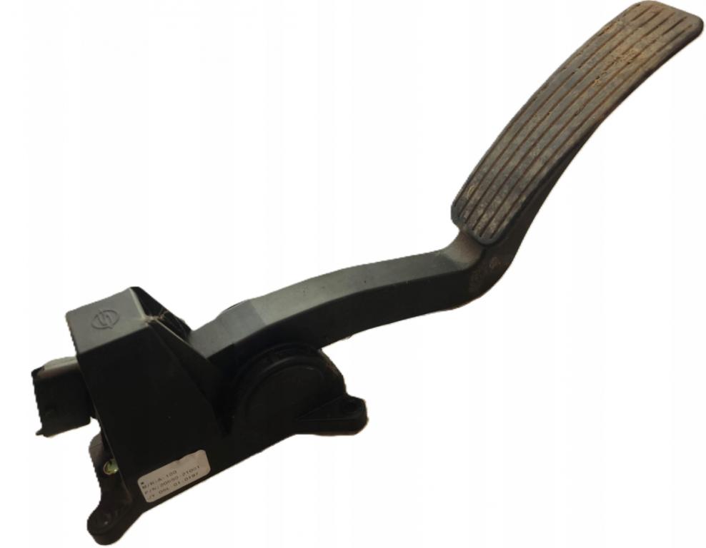Ssang Yong  RODIUS 2007 165 kW   2.7  Potenciometer plynového pedálu 20550-21001