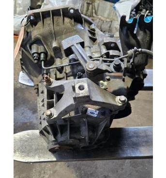 Ford Focus Mk2 2004-2011 sedan 1.8 TDCI diesel MT 85 kW 2006  Prevodovka 6M5R7002ZB