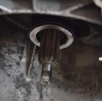 BMW 5 E39 1996-2003 sedan 2.5 TDS diesel MT 105 kW 1999  MOTOR A PRÍSLUŠENSTVO 1053401098