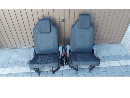 Peugeot 5008 I 2009-2017 hatchback 2.0 HDI diesel 120 kW 2010  Sedadlo zadné