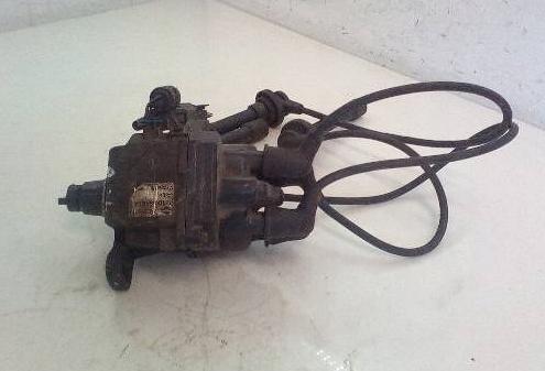Nissan Micra K11 1992-2003 hatchback 1.0 16v petrol MT 40 kW 1998  Rozdeľovač 22100-99B04