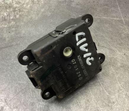 Honda Civic VIII 2006-2011 sedan 1.8 16v petrol MT 103 kW 2007  Motorček kúrenia A24850A3710001 070126D