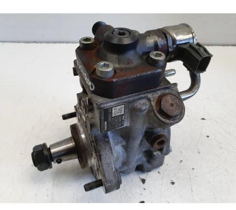 VOLVO XC90 2.0 D4 D4204T14 Vstrekovacie čerpadlo 31405129