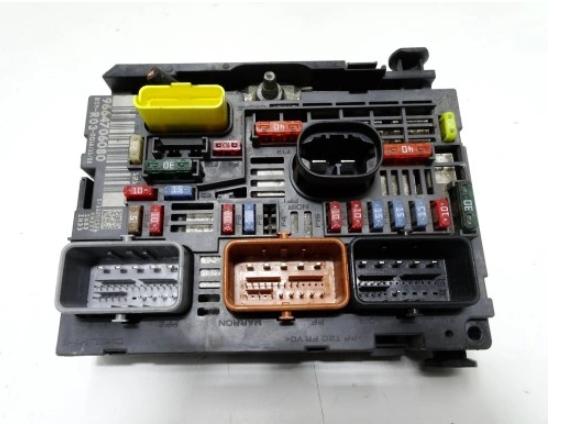 Peugeot Partner I 1996-2008 minivan 1.4 8v petrol 55 kW 2005  Modul komfortu BSM 9664706080 