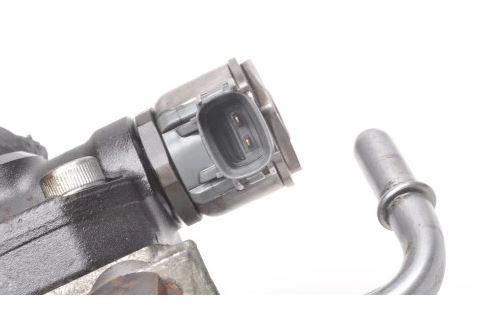 Volvo V40 II 2012-2019 hatchback 2.0 D2 diesel MT 88 kW 2016 Vstrekovacie čerpadlo 31432135