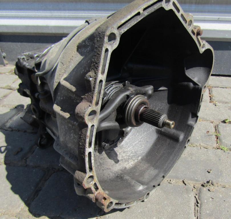 Mercedes W124  SEDAN 4D 2.3B 100kW 84-97  Prevodovka manuálna 1242600401