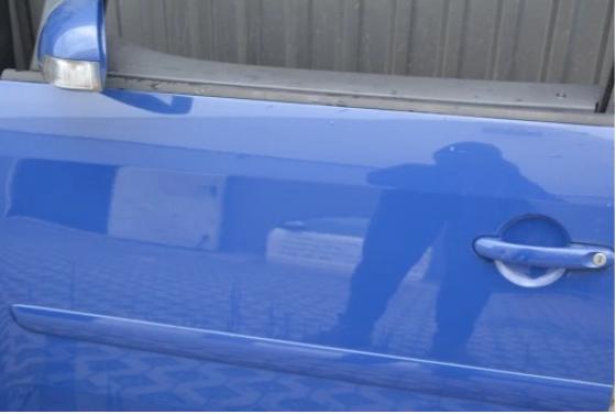 Volkswagen Touran I 2003-2015 minivan 1.9 TDI diesel 77 kW 2007  Dvere predné ľavé LL5M