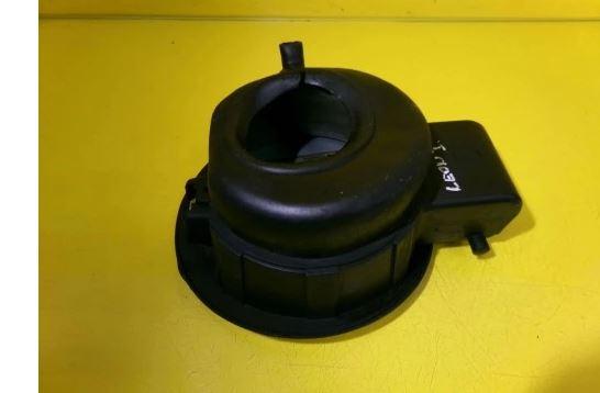 Seat Leon I 1999-2005 hatchback 1.4 16v petrol MT 55 kW 2002  Dvierka nádrže paliva 1M6809905