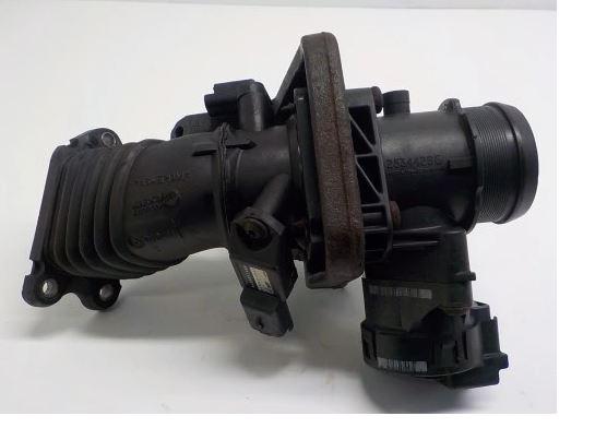 Ford Focus Mk2 2004-2011 hatchback 1.6 TDCI diesel MT 66 kW 2008 Škrtiaca klapka 9643836980
