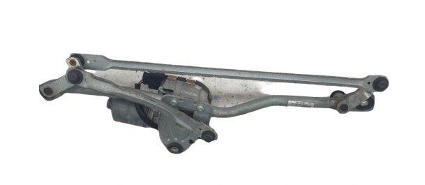 -- Znacka vozidla --    Motorček stieračov predný 4F1955119D 4F1955023K