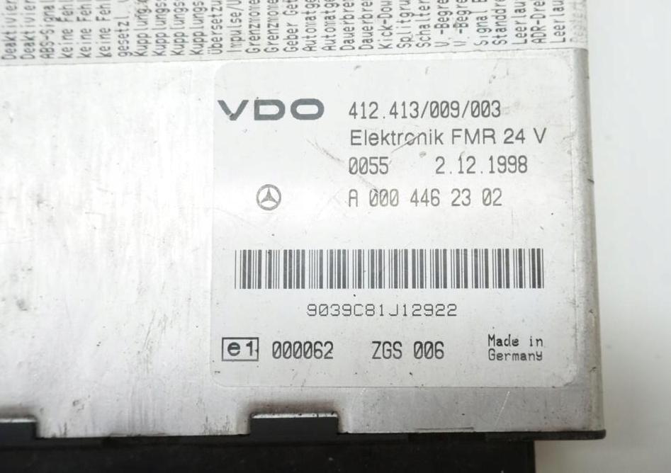 Mercedes 123 0  0 sedan   GPS navigácia A0004462302