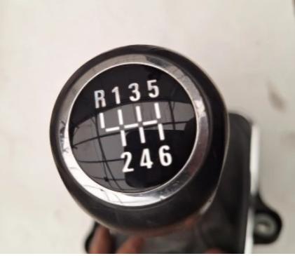 Opel Zafira B 2005-2014 hatchback 1.9 CDTI diesel MT 88 kW 2006  Rýchlostná páka (kulisa) 55351959