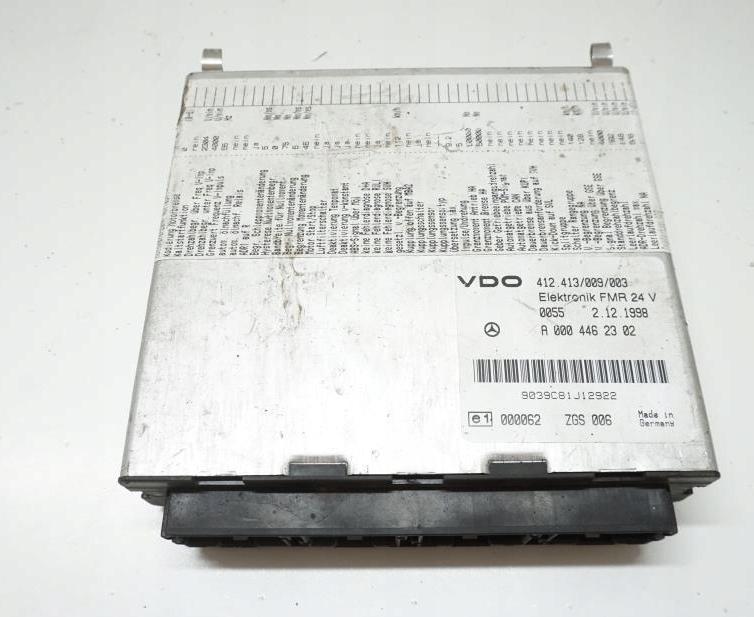 Mercedes 123 0  0 sedan   GPS navigácia A0004462302