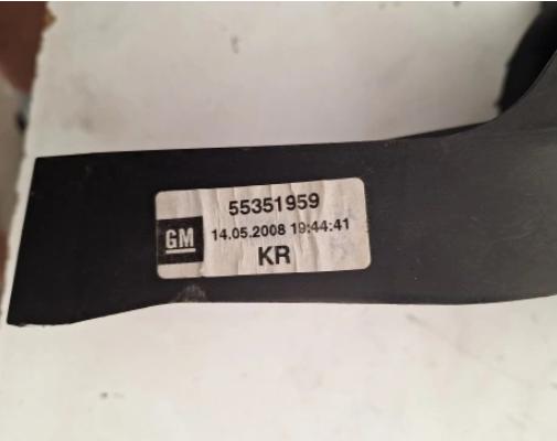 Opel Zafira B 2005-2014 hatchback 1.9 CDTI diesel MT 88 kW 2006  Rýchlostná páka (kulisa) 55351959