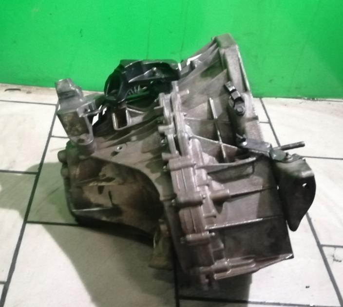 Renault Scenic III 2009-2016 hatchback 1.5 DCI diesel MT 81 kW 2010  Prevodovka manuálna TL4A054